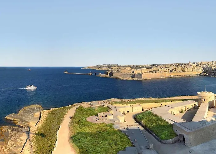 Pure Luxury With Pool