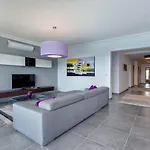 Pure Luxury With Pool Apartment