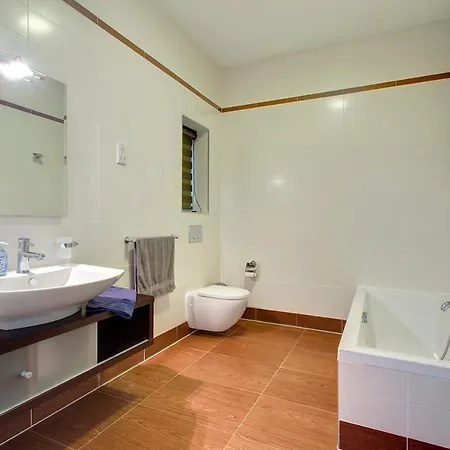 Pure Luxury With Pool Apartman Sliema