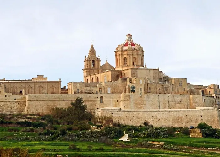 Pure Luxury With Pool Apartment