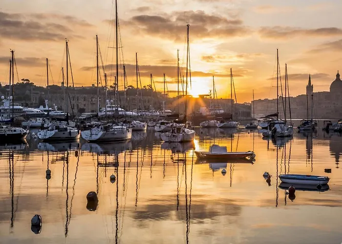 Pure Luxury With Pool